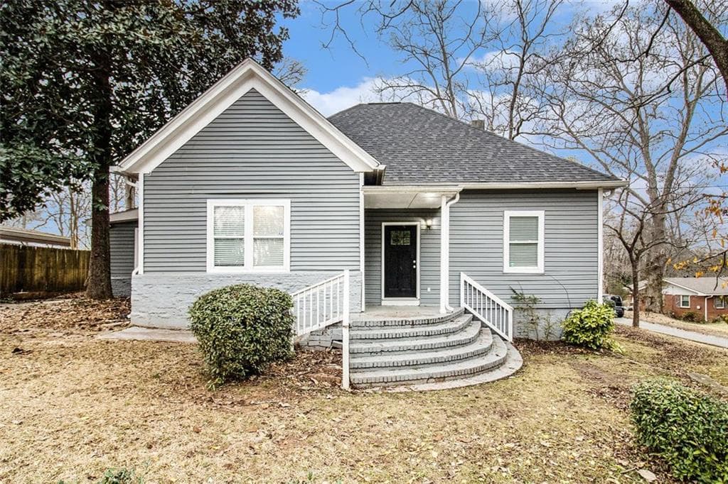 5 bedroom, 2 bathroom, 2,304 sq ft single family residence sold at 118 STRICKLAND Street, Fairburn, GA 30213