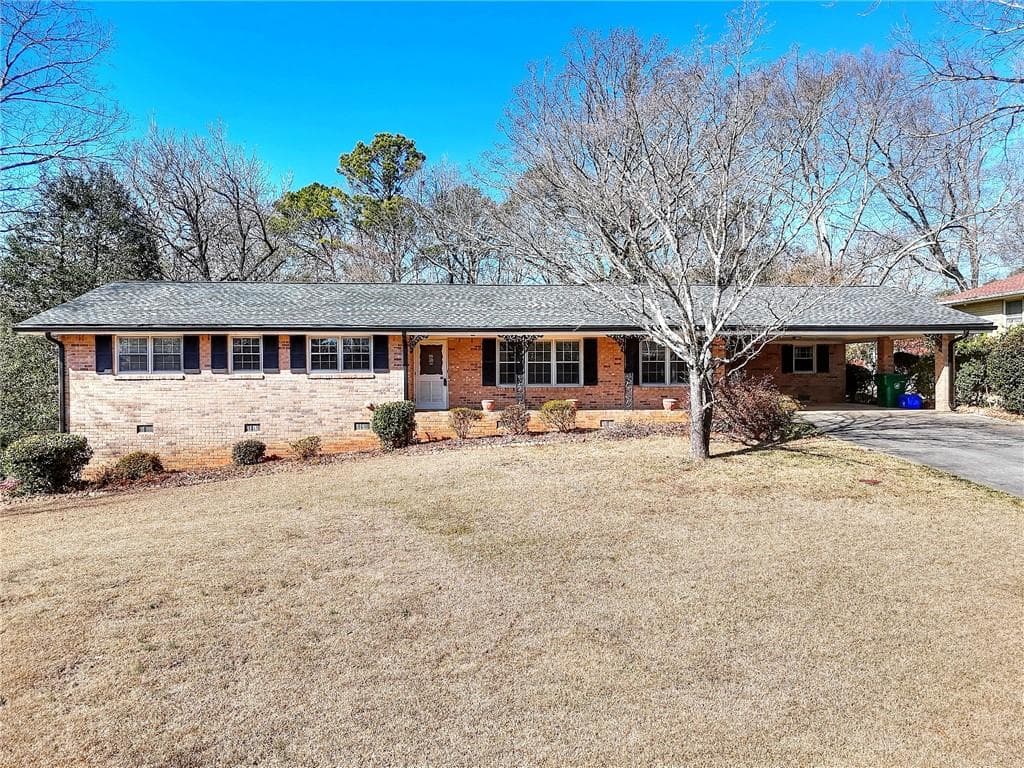 3 bedroom, 2 bathroom single family residence sold at 4589 Mesaview Way, Stone Mountain, GA 30083