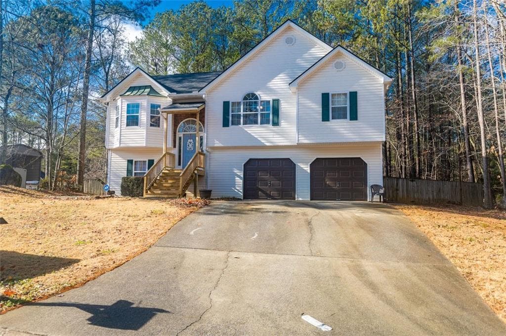 3 bedroom, 3 bathroom single family residence sold at 42 WINDRUSH Drive, White, GA 30184