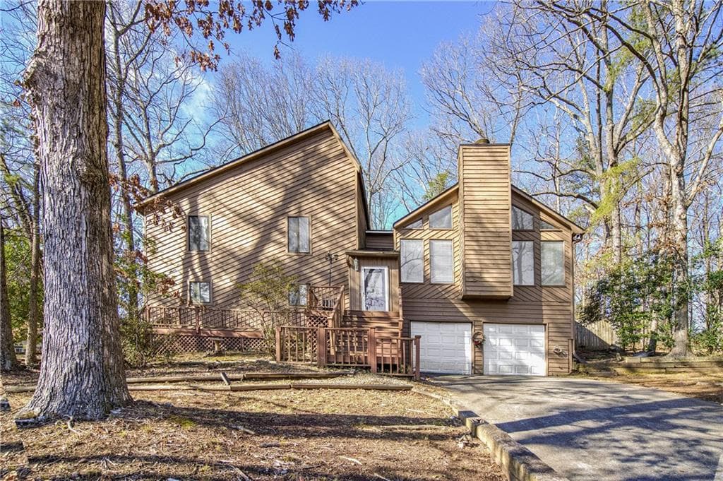 4 bedroom, 3 bathroom, 2,252 sq ft single family residence sold at 4421 Oak Hill Terrace, Marietta, GA 30066