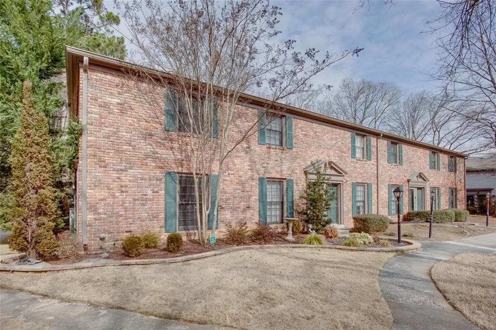 2 bedroom, 2 bathroom condominium sold at 3103 COLONIAL Way A, Chamblee, GA 30341