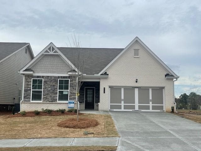 3 bedroom, 2 bathroom, 2,065 sq ft single family residence sold at 822 Kestrel Drive, Loganville, GA 30052