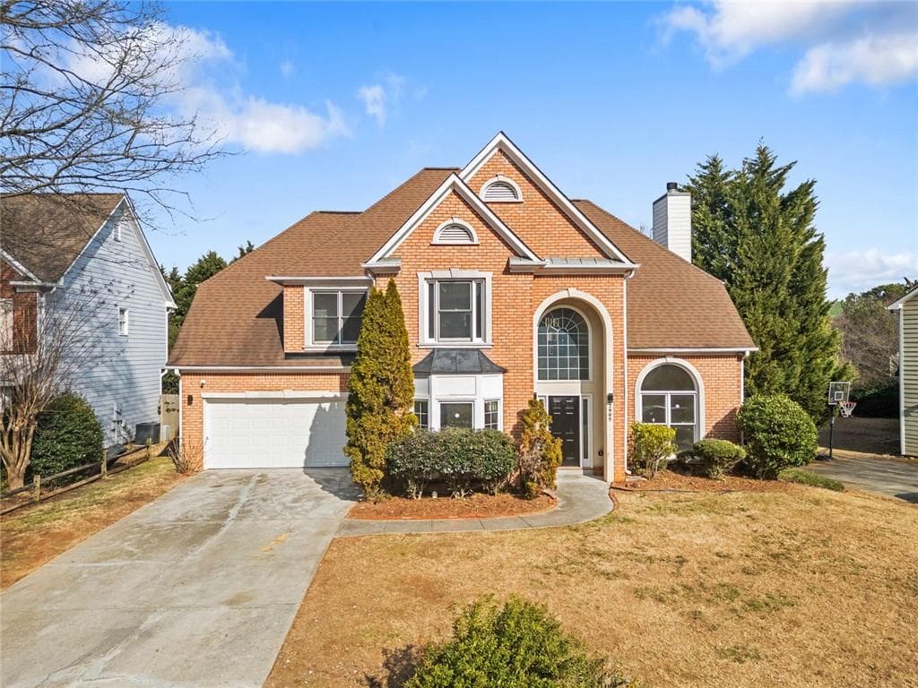 4 bedroom, 3 bathroom, 2,622 sq ft single family residence sold at 2905 Ridge Oak Drive, Suwanee, GA 30024