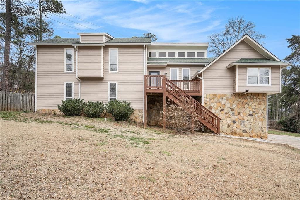 5 bedroom, 3 bathroom single family residence sold at 4962 Preswick Court, Marietta, GA 30066