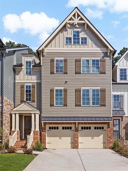 3 bedroom, 3 bathroom, 3,875 sq ft townhouse sold at 300 Trecastle Lane 26, Canton, GA 30114