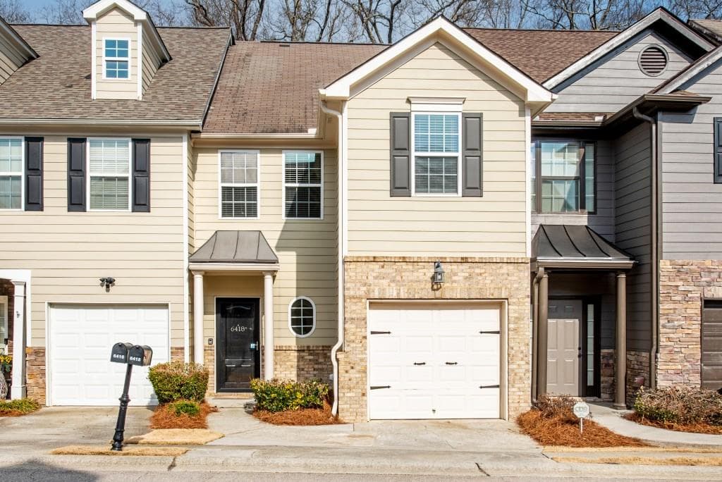 3 bedroom, 3 bathroom townhouse sold at 6418 Mossy Oak Landing, Braselton, GA 30517