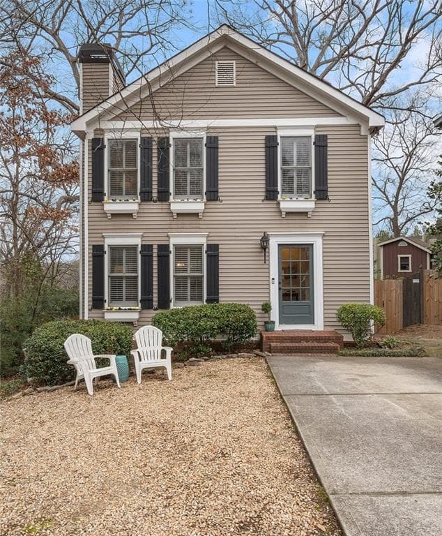 2 bedroom, 3 bathroom single family residence sold at 1925 Woodland Hills Avenue, Atlanta, GA 30318