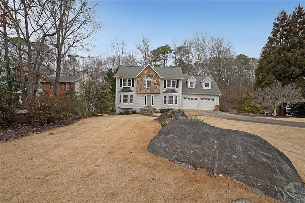 4 bedroom, 3 bathroom single family residence sold at 2668 Forest Glen Drive, Marietta, GA 30066