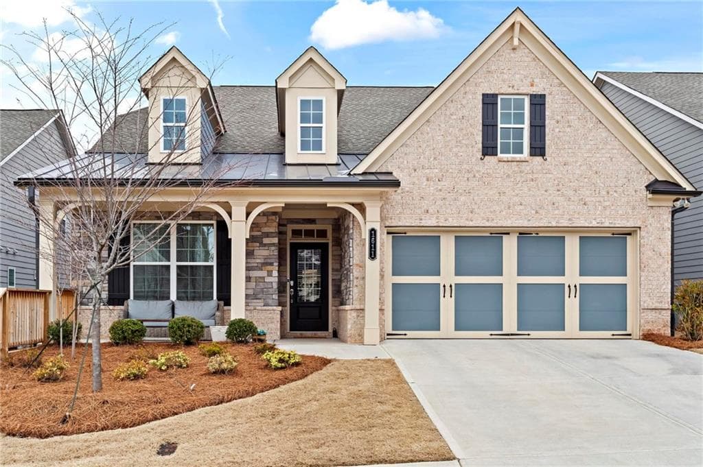 4 bedroom, 3 bathroom, 2,657 sq ft single family residence sold at 1611 Saddlegate Drive, Canton, GA 30114