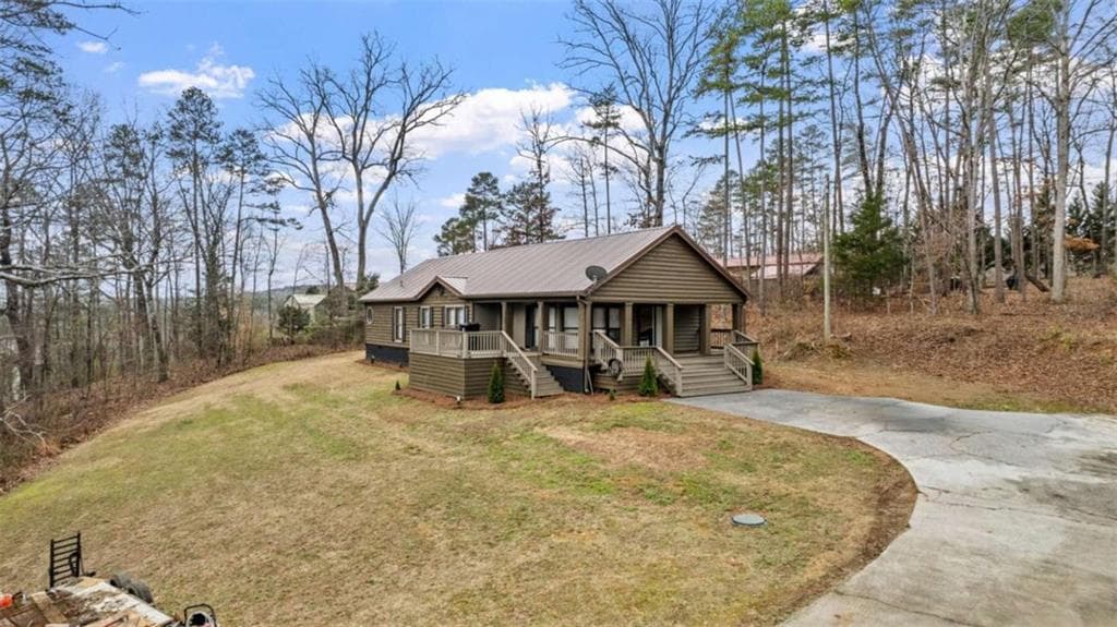 3 bedroom, 2 bathroom single family residence sold at 412 Reeceburg Road, Silver Creek, GA 30173