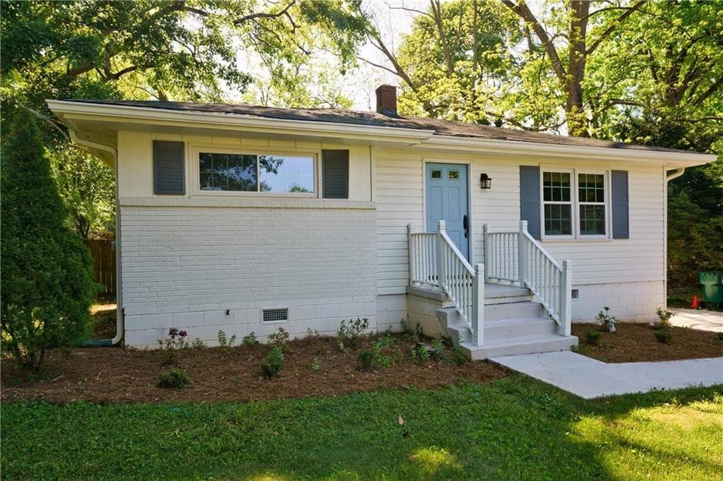 3 bedroom, 1 bathroom single family residence sold at 3229 MCCAULEY Road, Smyrna, GA 30080