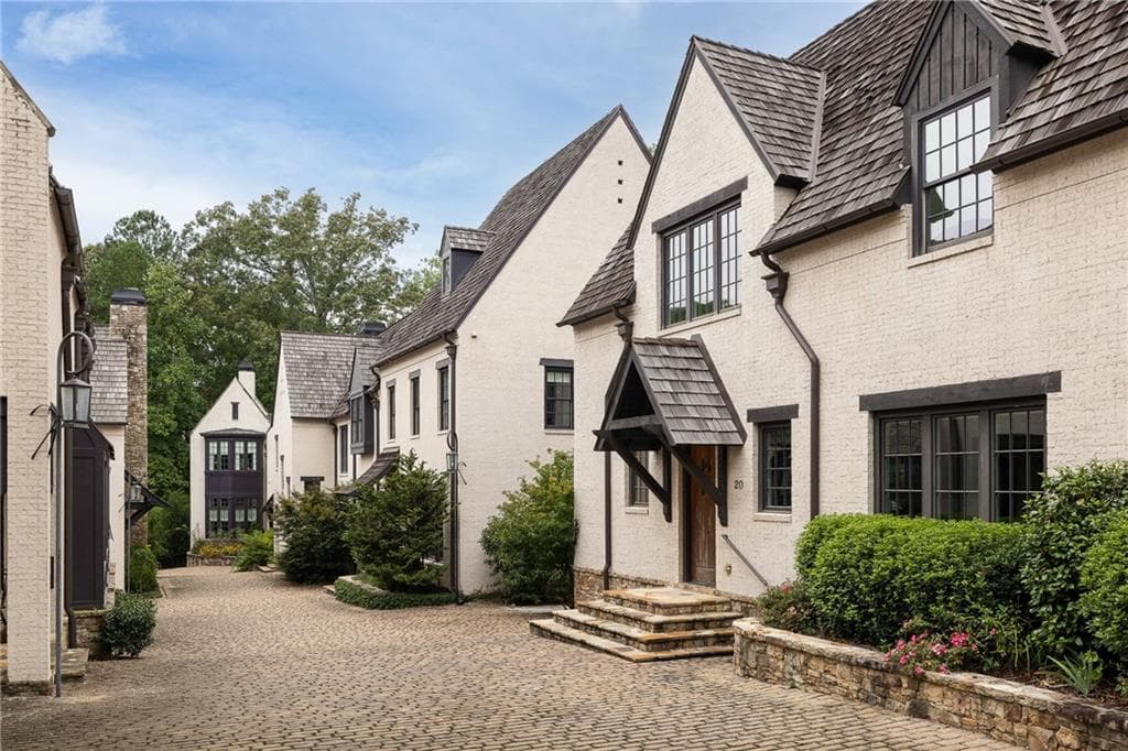 20 Swann Wynd, Chattahoochee Hills, GA 30268 — most recent listing photo