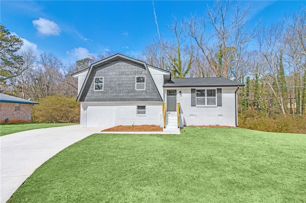 5 bedroom, 3 bathroom single family residence sold at 1515 High Meadow Drive, Stone Mountain, GA 30083