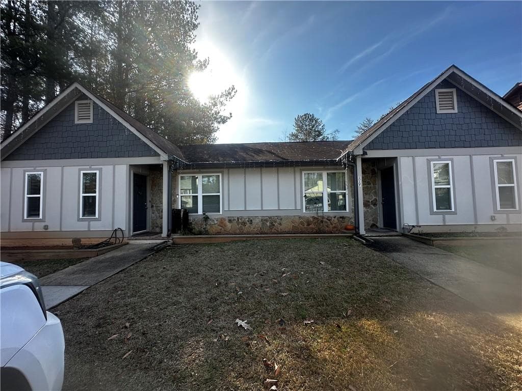 duplex sold at 117 Jennifer Lane, Marietta, GA 30060