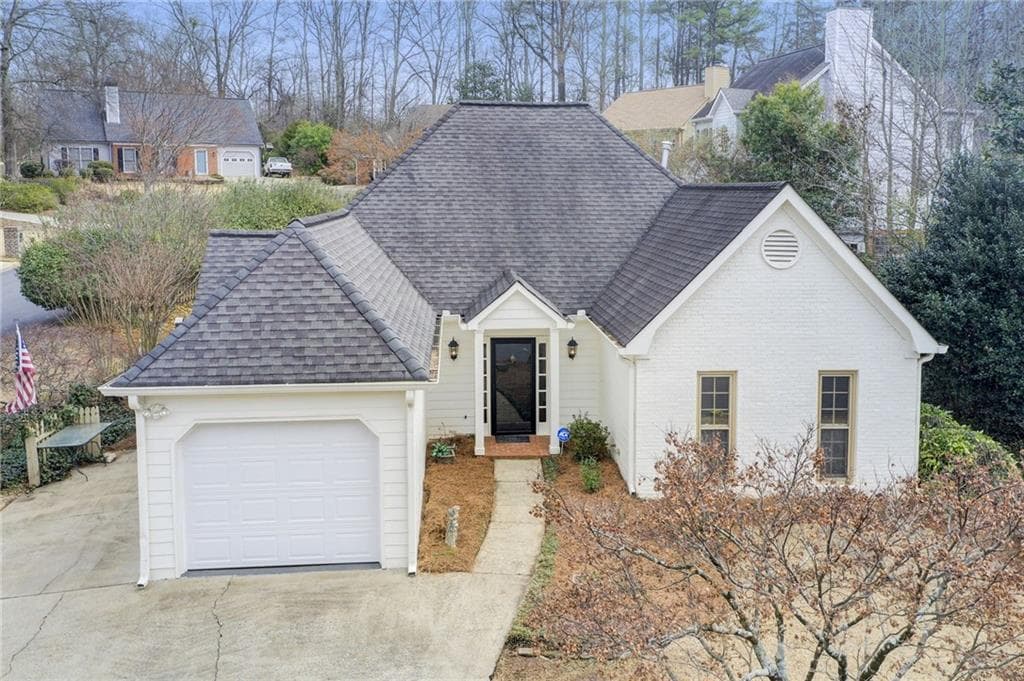 2 bedroom, 2 bathroom single family residence sold at 620 Oakledge Drive, Marietta, GA 30060