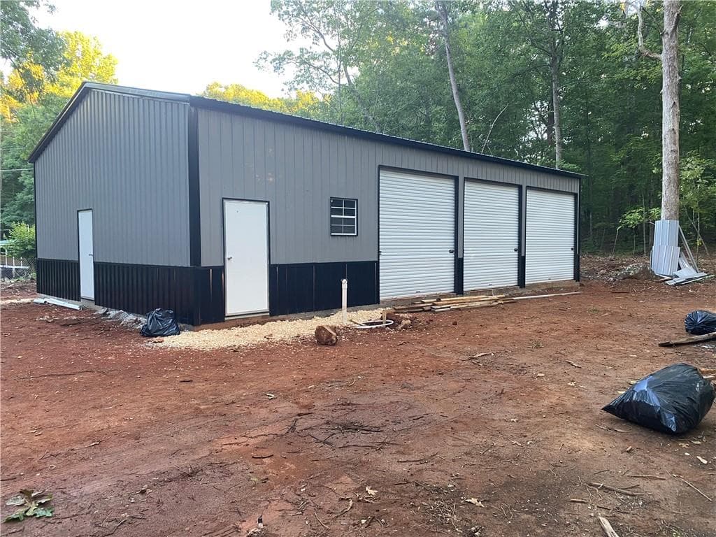 1 bathroom single family residence sold at 96 Country Creek Road, White, GA 30184