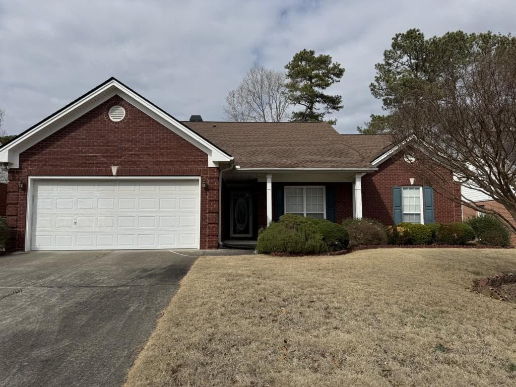 3 bedroom, 2 bathroom single family residence sold at 2690 Freemans Walk Drive, Dacula, GA 30019