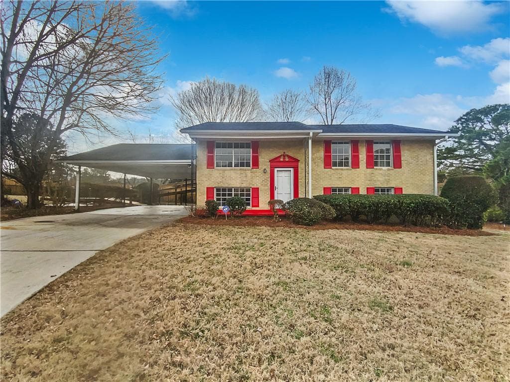 4 bedroom, 2 bathroom single family residence sold at 6742 Green Meadows Lane, Morrow, GA 30260