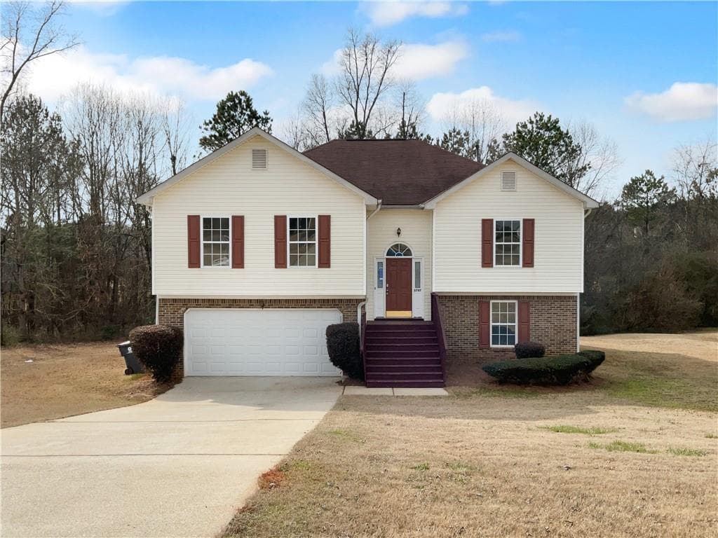 4 bedroom, 3 bathroom single family residence sold at 3797 Parnell Way, Ellenwood, GA 30294