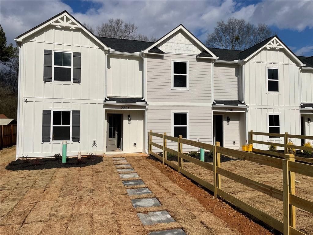 3 bedroom, 3 bathroom townhouse sold at 229 Evergreen Trail D, Cartersville, GA 30121