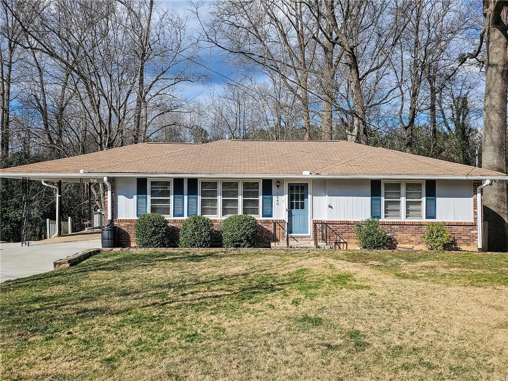 3 bedroom, 3 bathroom single family residence sold at 2640 Harrington Drive, Decatur, GA 30033