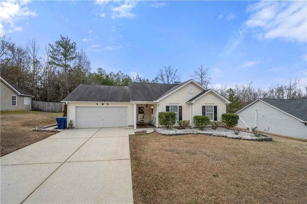 3 bedroom, 2 bathroom, 1,118 sq ft single family residence sold at 305 Johnny Lane, Dallas, GA 30132