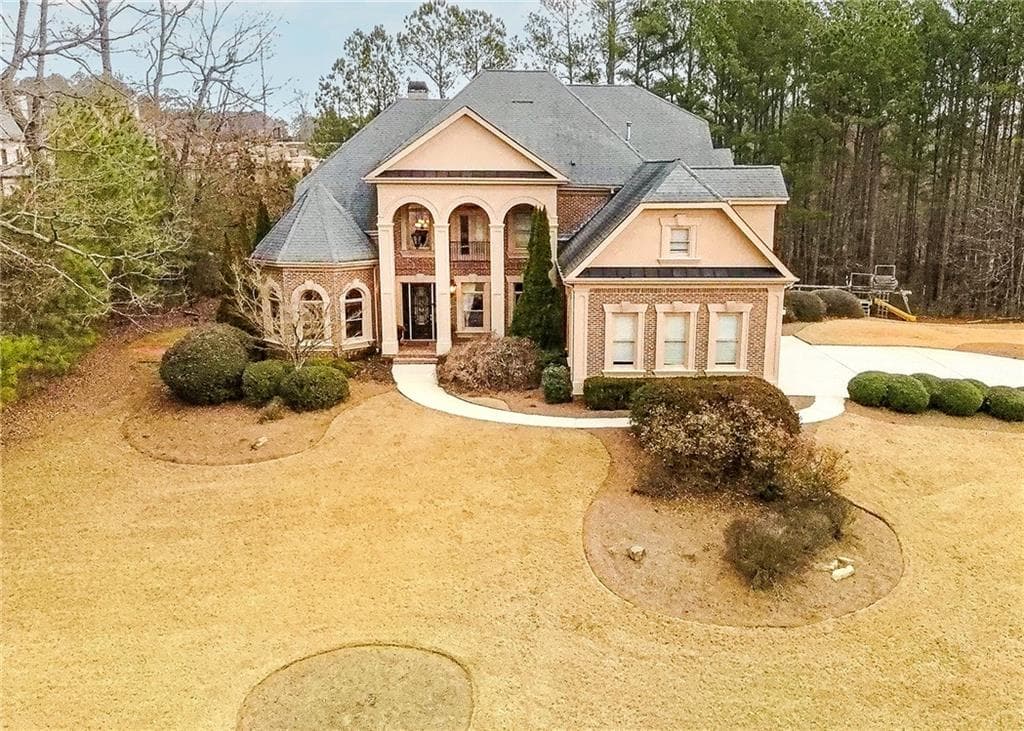 6 bedroom, 7 bathroom single family residence sold at 110 Robinwood Court, Fayetteville, GA 30214