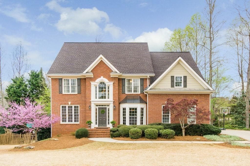 7 bedroom, 5 bathroom, 4,309 sq ft single family residence sold at 445 Edenbrooke Way, Roswell, GA 30075