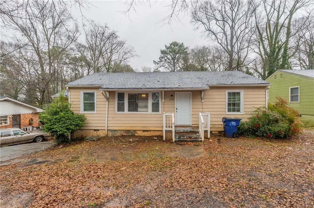 3 bedroom, 1 bathroom single family residence sold at 1440 Kenilworth Drive, Atlanta, GA 30310