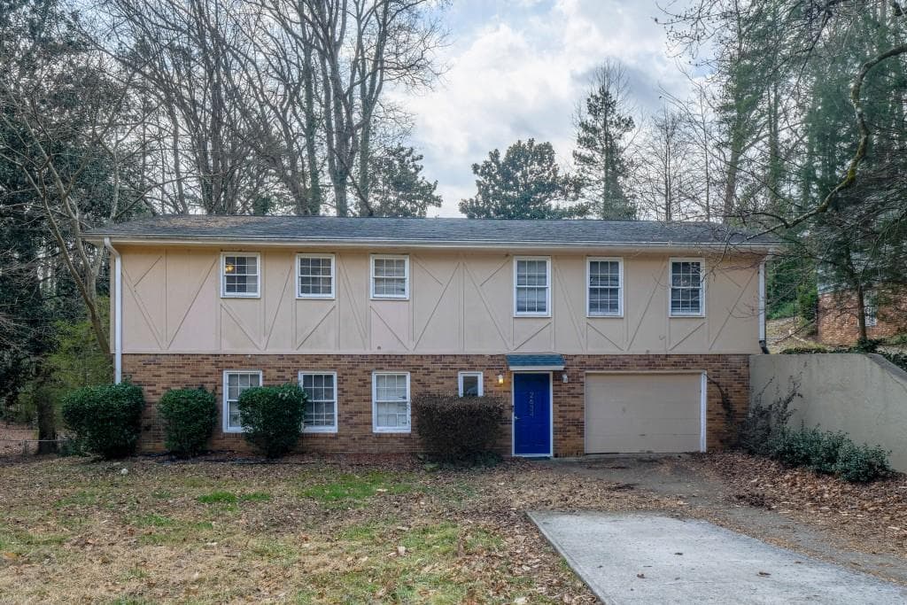 8 bedroom, 3 bathroom single family residence sold at 2634 Arrowood Drive, Atlanta, GA 30344