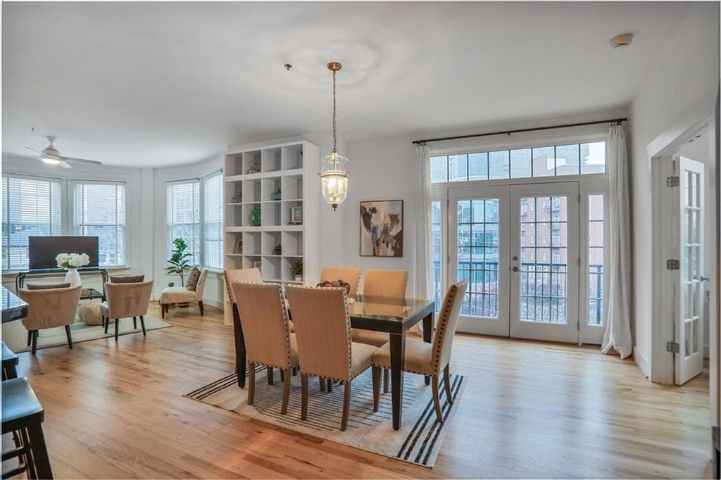 2 bedroom, 2 bathroom condominium sold at 1029 Piedmont Avenue 301, Atlanta, GA 30309