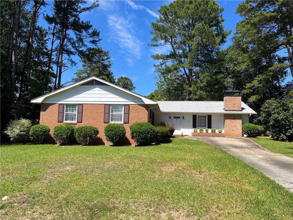 3 bedroom, 2 bathroom single family residence sold at 5336 David Circle, Covington, GA 30014