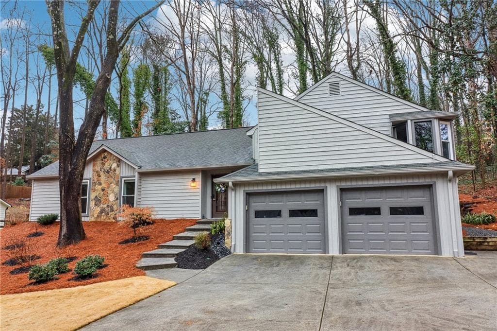 2163 Fox Hound Chase, Marietta, GA 30062 — most recent listing photo