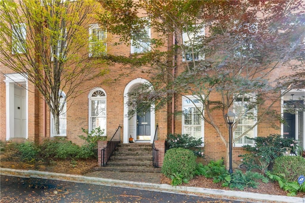 3 bedroom, 4 bathroom townhouse sold at 3131 Slaton Drive 22, Atlanta, GA 30305