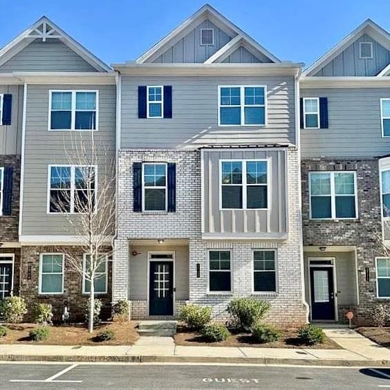 4 bedroom, 4 bathroom townhouse sold at 1716 Prelude, Marietta, GA 30067