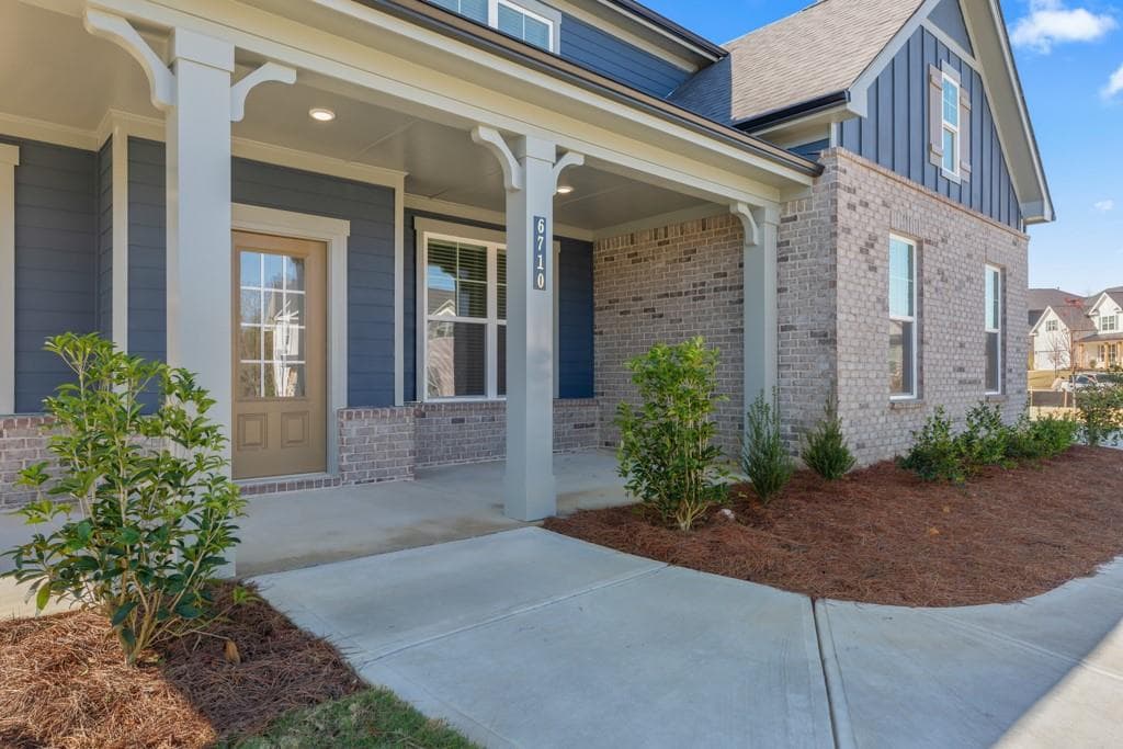 5 bedroom, 4 bathroom single family residence sold at 6735 Jumping Trout Drive lot 25, Dawsonville, GA 30534
