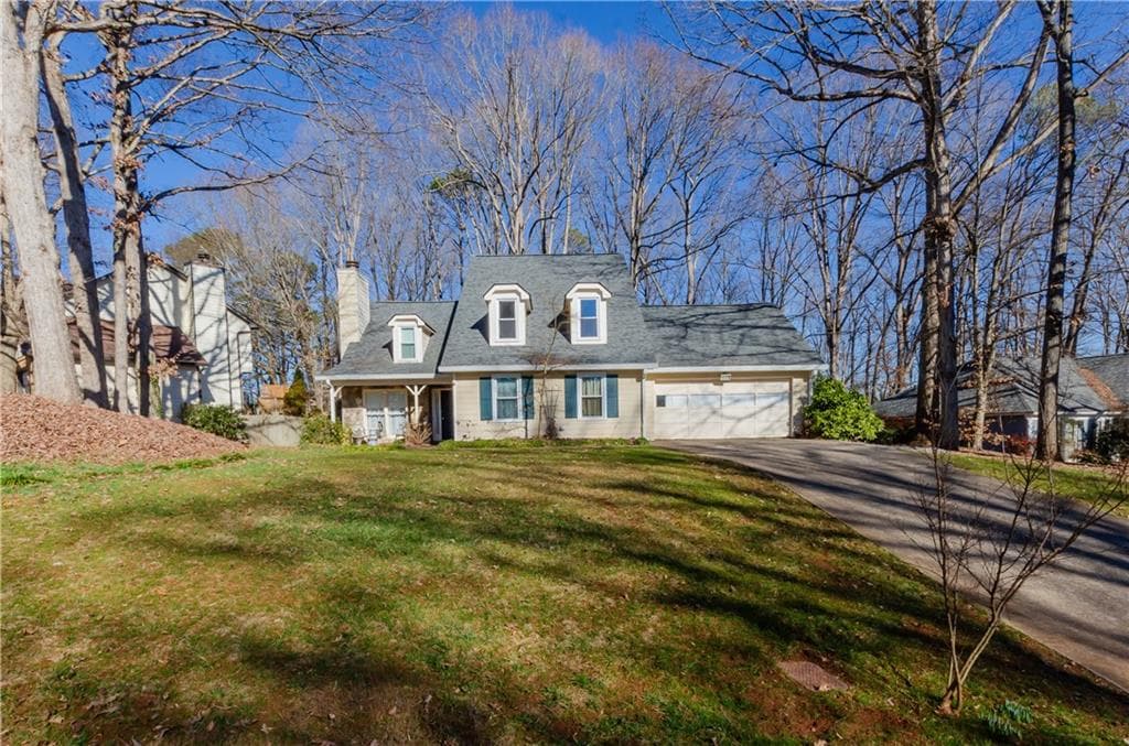 3 bedroom, 3 bathroom single family residence sold at 1088 Raleigh Way, Lawrenceville, GA 30043