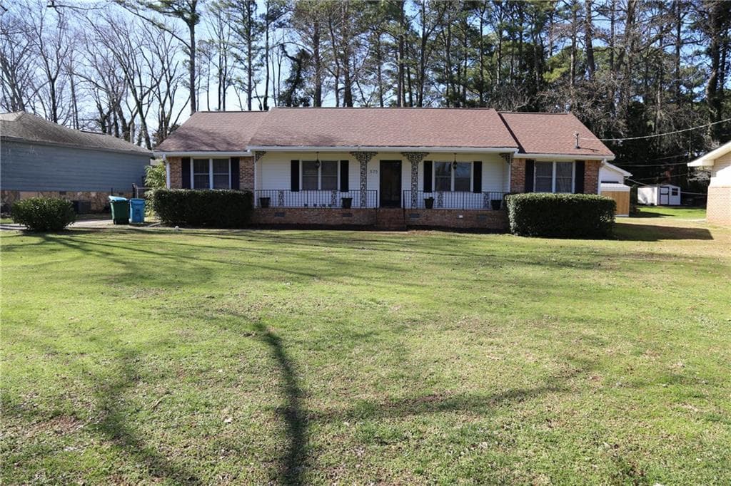 3 bedroom, 2 bathroom single family residence sold at 575 Midland Park Drive, Stone Mountain, GA 30087