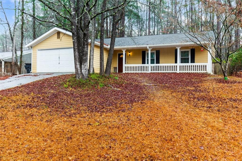 3 bedroom, 2 bathroom single family residence sold at 202 Journeys End, Peachtree City, GA 30269