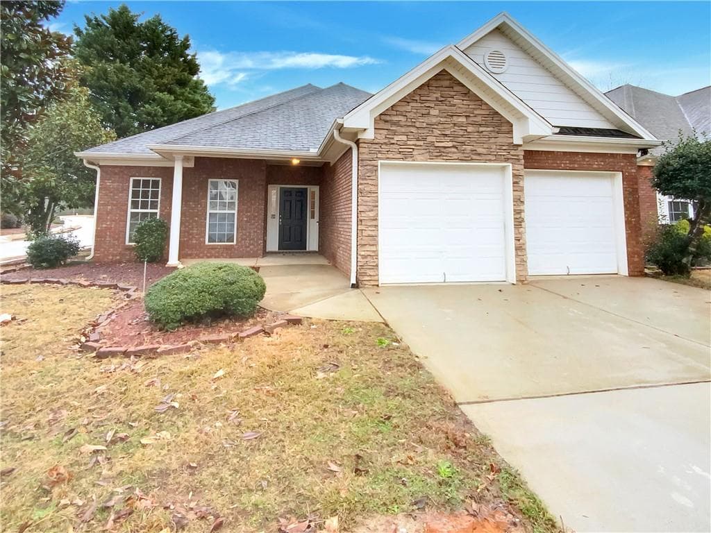 3 bedroom, 2 bathroom single family residence sold at 221 Long Drive, Mcdonough, GA 30253