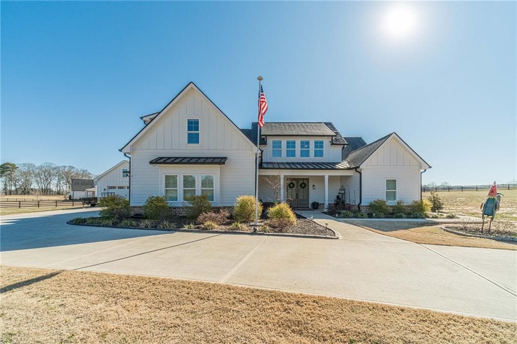 5 bedroom, 3 bathroom single family residence sold at 4065 Bold Springs Road, Monroe, GA 30656