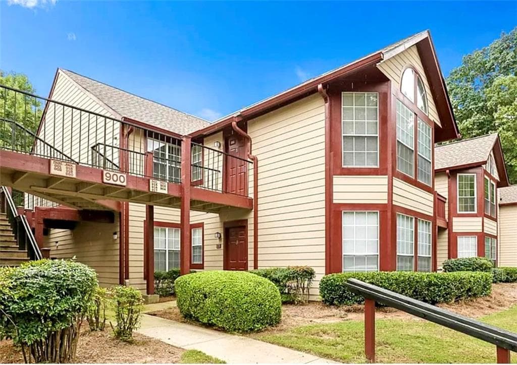 2 bedroom, 2 bathroom condominium sold at 904 Wentworth Court, Alpharetta, GA 30022