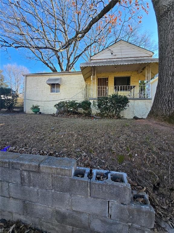 2 bedroom, 1 bathroom, 736 sq ft single family residence sold at 1140 Ira Street, Atlanta, GA 30310