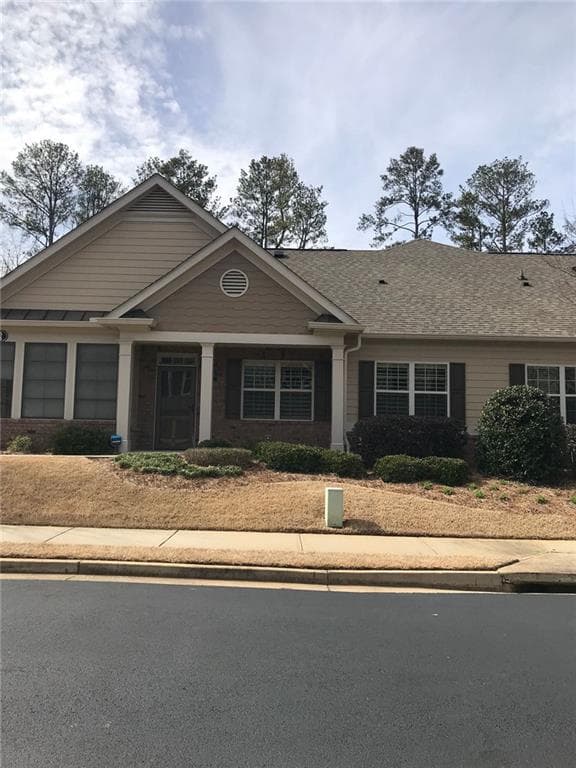 3 bedroom, 3 bathroom condominium sold at 4935 FLYCATCHER Drive 1204, Alpharetta, GA 30004