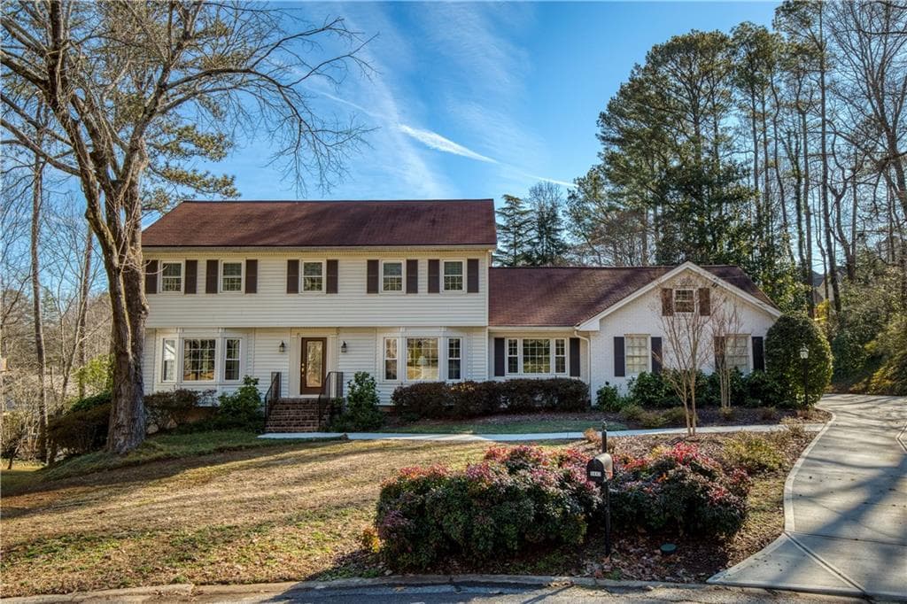 5443 Dunwoody Knoll Court, Dunwoody, GA 30338 — most recent listing photo