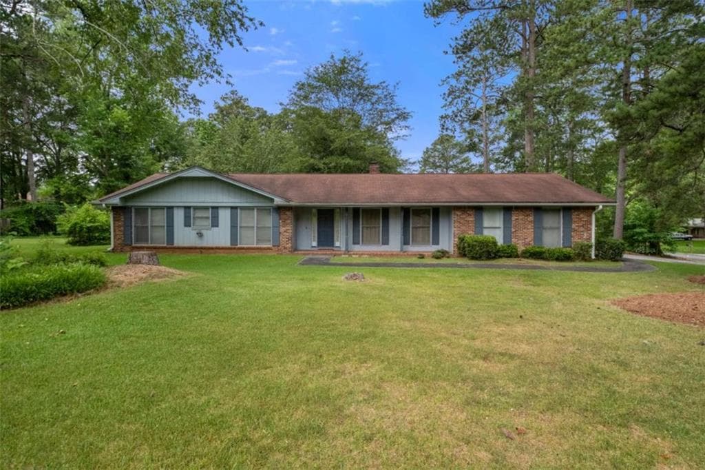 3 bedroom, 2 bathroom single family residence sold at 3319 Colony Drive, Conyers, GA 30013