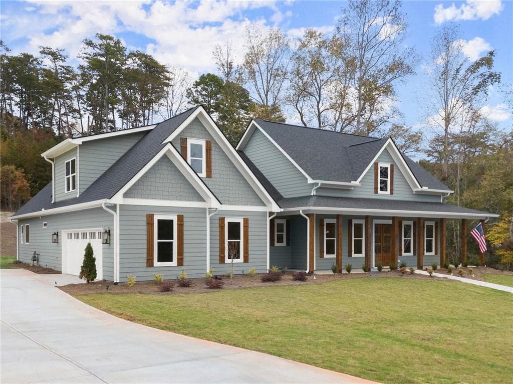 4 bedroom, 4 bathroom single family residence sold at 6017 BLUEWATER Boulevard, Gainesville, GA 30506