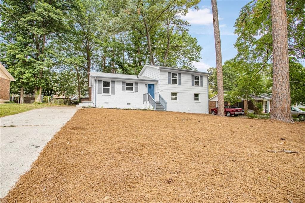 4 bedroom, 3 bathroom single family residence sold at 6539 HAYES Drive, Riverdale, GA 30274