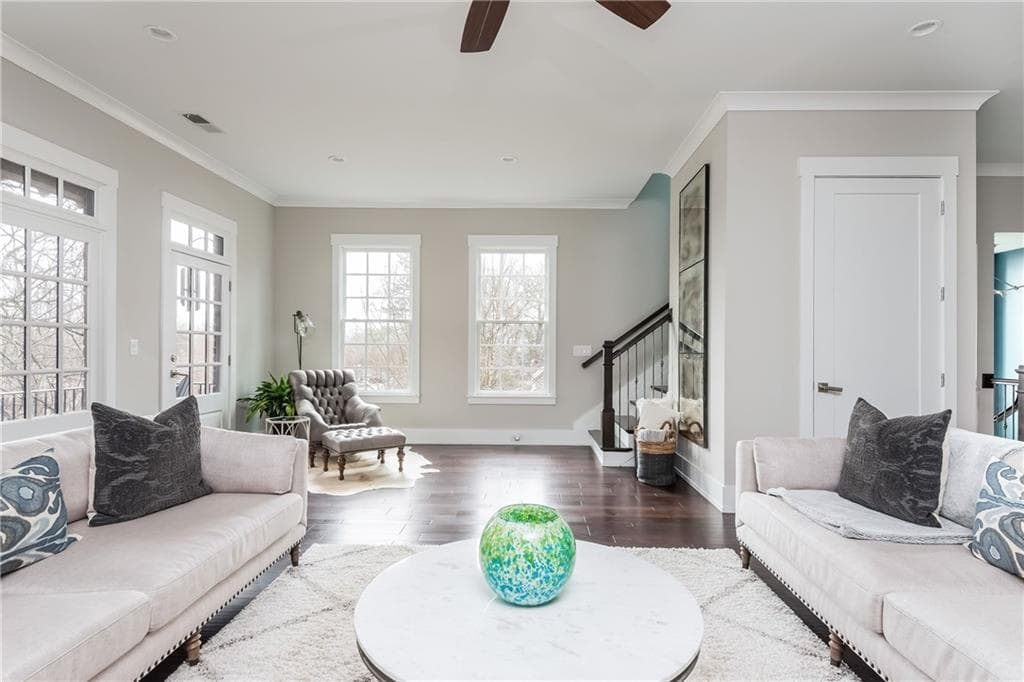 3 bedroom, 4 bathroom townhouse sold at 16 Ramsey Street, Roswell, GA 30075