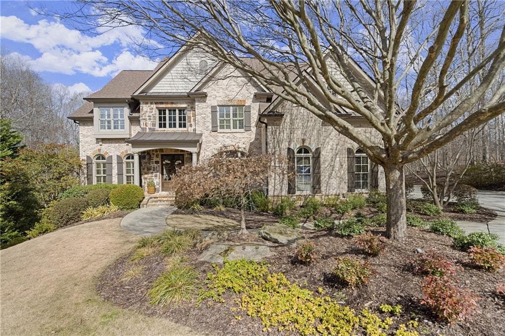6 bedroom, 7 bathroom single family residence sold at 14125 Triple Crown Drive, Alpharetta, GA 30004